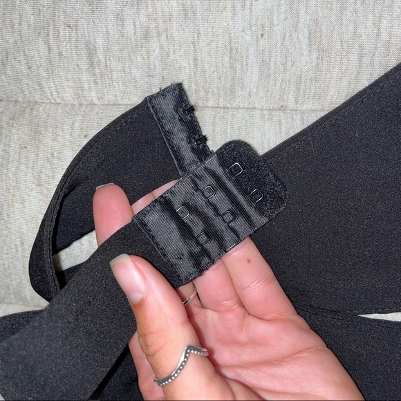 OH POLLY self made cut out black halter crop top - Picture 6 of 8